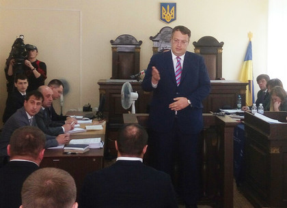 На суд по делу Кернеса приехал советник Авакова (Текстовая трансляция, ФОТО)