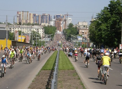Харьковчане просят велодорожку вдоль проспекта Науки