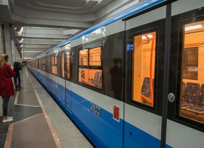 На Пасху метро в Харькове будет работать всю ночь