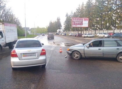 В аварии на Белгородском шоссе пострадала женщина (ФОТО)