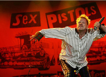 Ветераны АТО могут бесплатно сходить на концерт экс-фронтмена легендарных Sex Pistols