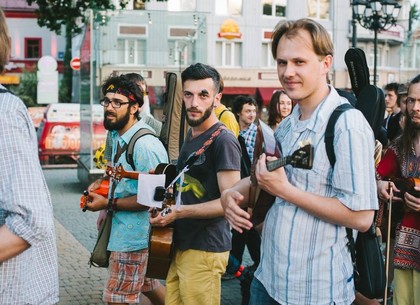 В субботу центр Харькова заполонят уличные музыканты