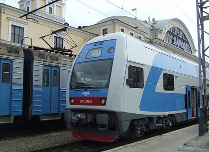 Поездом до Новоалексевки – за сто гривен: из Харькова пустят скоростную Skodа