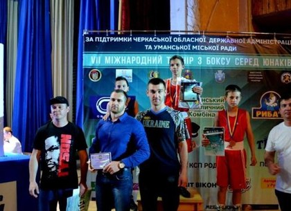 Харьковчане победили на всеукраинском турнире по боксу