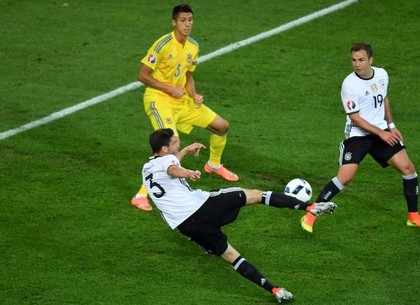Евро-2016: Украина в стартовом матче уступила Германии