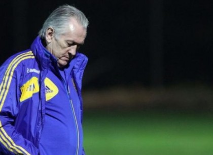 Фоменко официально ушел в отставку с поста главного тренера сборной Украины