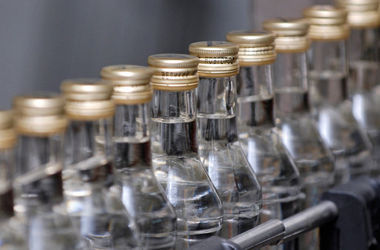 Суд отменил минимальные цены на алкоголь по иску производителя водки «Люботин»