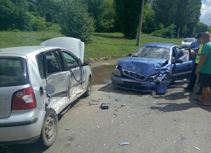 На Краснодарской «упоротый» водитель на Volkswagen спровоцировал ДТП с пострадавшими (ФОТО)
