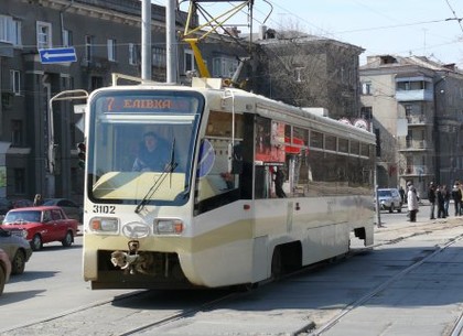 Движение трамваев по улице Плехановской и троллейбусов по проспекту Гагарина - восстановлено