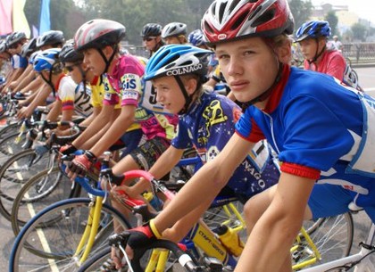В Харькове пройдут традиционные соревнования по велоспорту «Золотые колеса»