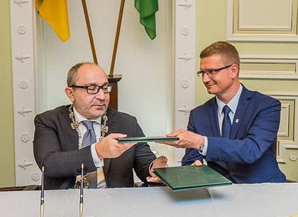 Харьков и Ченстохова подписали меморандум о сотрудничестве