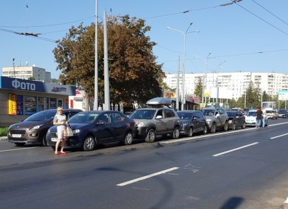 «Паровозик» на Алексеевке: в ДТП попали пять машин (ФОТО)