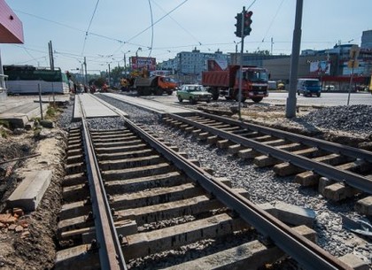 Движение трамваев на улице Академика Павлова восстановят через месяц