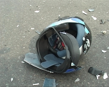 На Харьковщине пьяный мотоциклист сбил пешехода