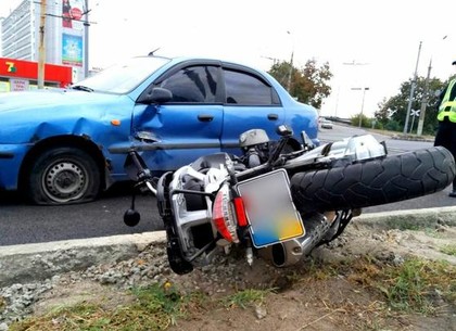 На Московском проспекте Daewoo врезался в мотоцикл (ФОТО)