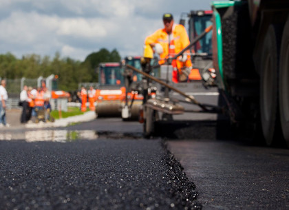 В 19 районах Харьковщины направили на ремонт дорог более 35 миллионов гривен
