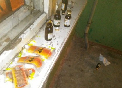 На проспекте Гагарина подъездные алкоголики запугали местного жителя