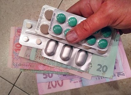 Кабмин рассмотрит временное снижение цен на лекарства