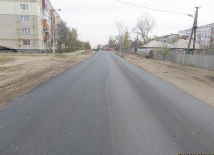 Наиболее разрушенный участок дороги Безлюдовка - Хорошево уже отремонтирован