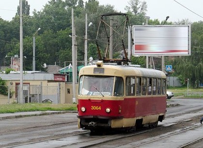 Трамвай №7 будет курсировать по измененному маршруту еще один день