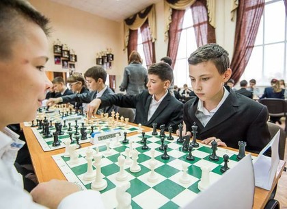 В Холодногорском районе прошел первый турнир по шахматам среди школьников