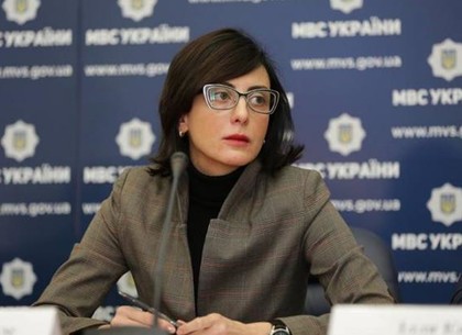 Кабмин удовлетворил отставку Деканоидзе