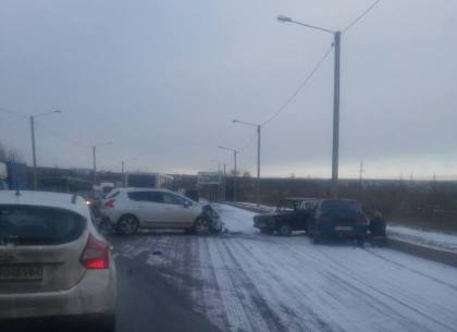 ДТП на Окружной вызвало затор на выезде из Харькова (ФОТО)
