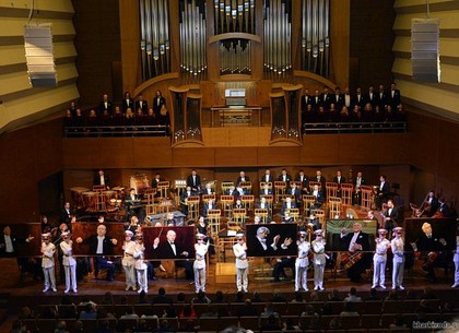 Благотворительный концерт в филармонии собрал 135 тысяч гривен на памятник героям АТО (ФОТО)