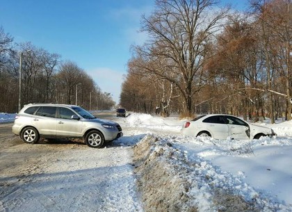 На ХТЗ столкнулись две иномарки (ФОТО)