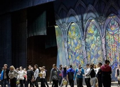 В оперном театре готовят новогодний мюзикл для юных харьковчан