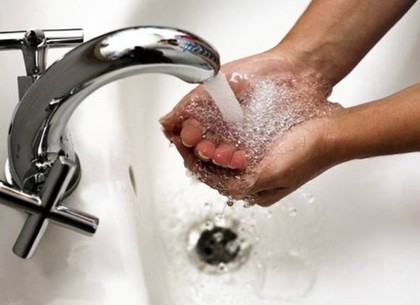 Геннадий Кернес: Нормы потребления воды для харьковчан будут снижены с 1 января