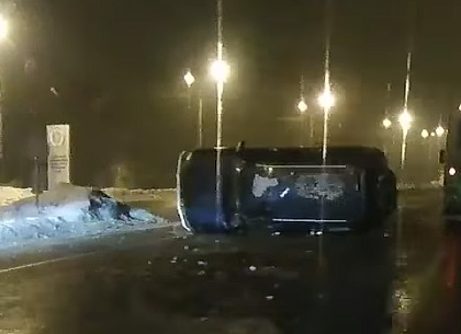 ДТП на Одесской: джип наехал на пешехода и перевернулся (ВИДЕО)