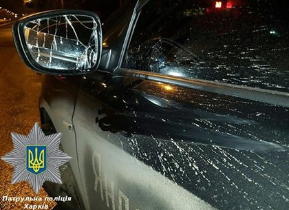 На Научной разбили машину одной из служб такси