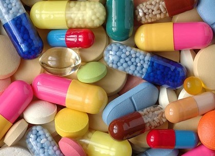 Лекарства в Украину будут ввозить по упрощенной системе регистрации