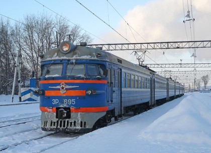 Поезда из Харькова на юг будут ездить медленнее