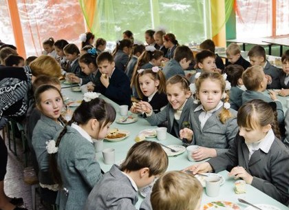 В пищеблоках школ и детских садов Харькова появилось новое оборудование (ФОТО)