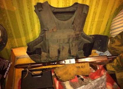 Экс-чиновник на Харьковщине хранил арсенал оружия (ФОТО)