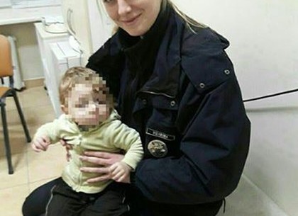 В Харькове женщина бросила годовалого ребенка