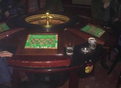 На Салтовке закрыли подпольный покерный клуб (ФОТО)