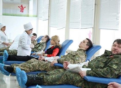 Юлия Светличная сдала кровь для воинов АТО (ФОТО, ВИДЕО)