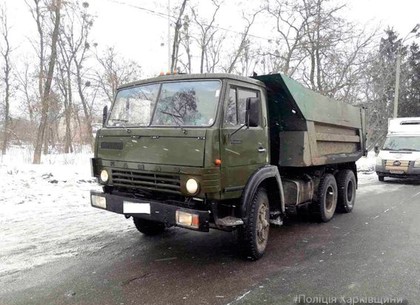 Машину с незаконным углем остановили под Харьковом