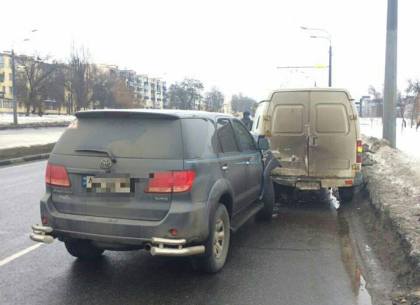 Тройное ДТП на Основе: водители пострадали от своих машин (ФОТО)