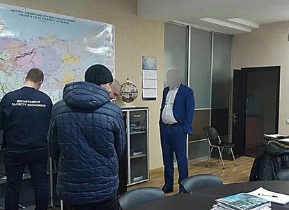 В Харькове топ-менеджера завода задержали в получении миллионной взятки