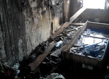 Пожар на Конторской: квартира загорелась, когда хозяев не было дома (ФОТО)