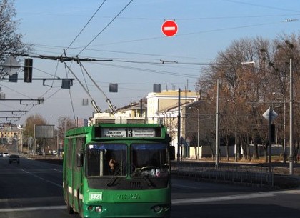 На Московском проспекте запрещается движение транспорта