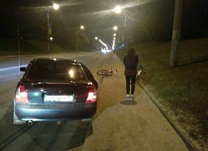 На улице Деревянко пострадал велосипедист