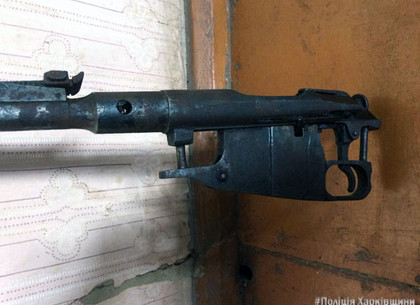 Житель Богодухова хранил под кроватью винтовку (ФОТО)