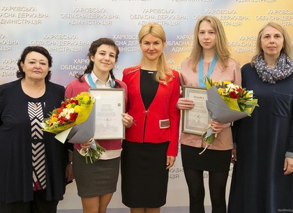 Харьковчанки выиграли Европейскую математическую олимпиаду для девочек