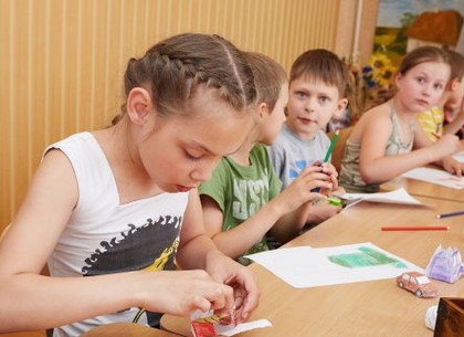 Харьковские пришкольные лагеря примут около 30 тысяч детей