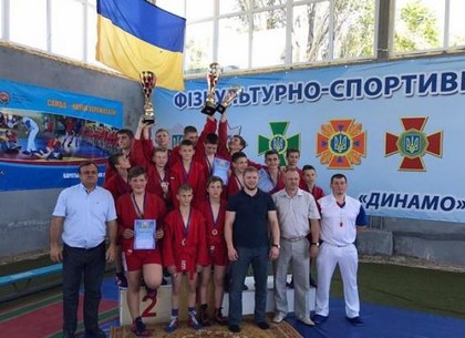 Юные самбисты Харьковщины победили на чемпионате Украины